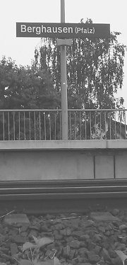 perron-luidspreker.jpg perron-luidspreker.jpg