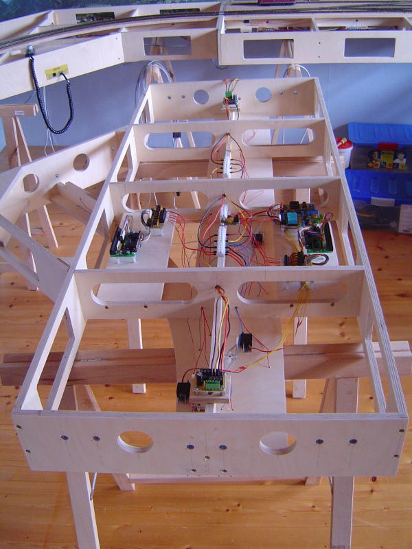 mod2-04.jpg mod2-04.jpg