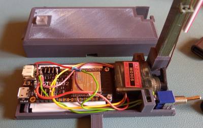 g-semaphore-wiring.jpg g-semaphore-wiring.jpg